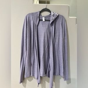 Alternative hooded sweater